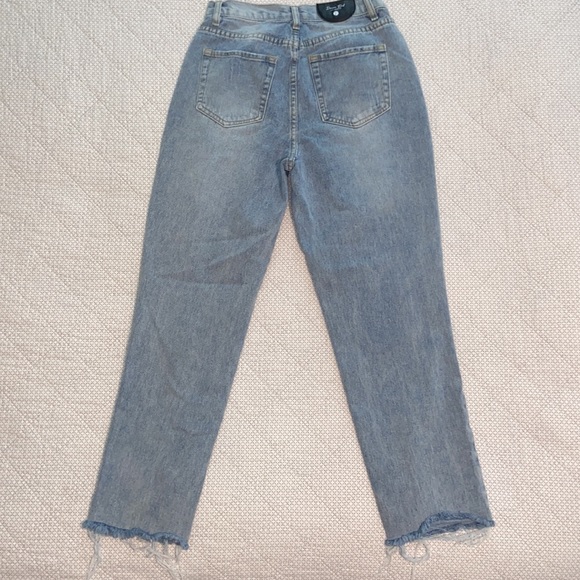 Denim BlvdLos Angeles jeans relaxed size small (27) - Picture 5 of 5